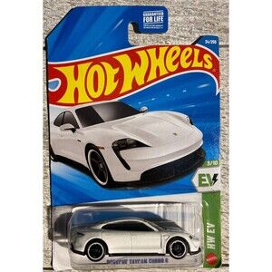 2026 Hot Wheels #34 Porsche Taycan Turbo S WHITE